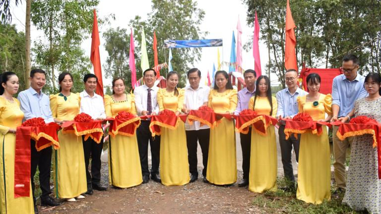 SYNGENTA XÂY THÊM 4 CÂY CẦU CHO NGƯỜI DÂN ĐỒNG BẰNG SÔNG CỬU LONG